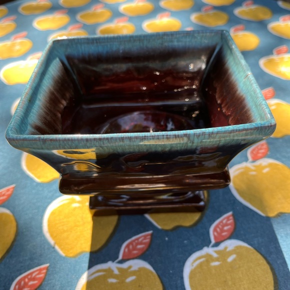 Vintage Ceramic Planter - Picture 10 of 15